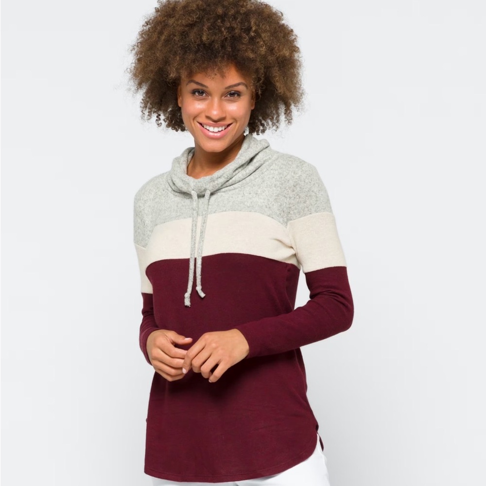 PRICE DROP AND DISCOUNT SHIPPING! Stitch Fix Market & Spruce Colorblock Sweater